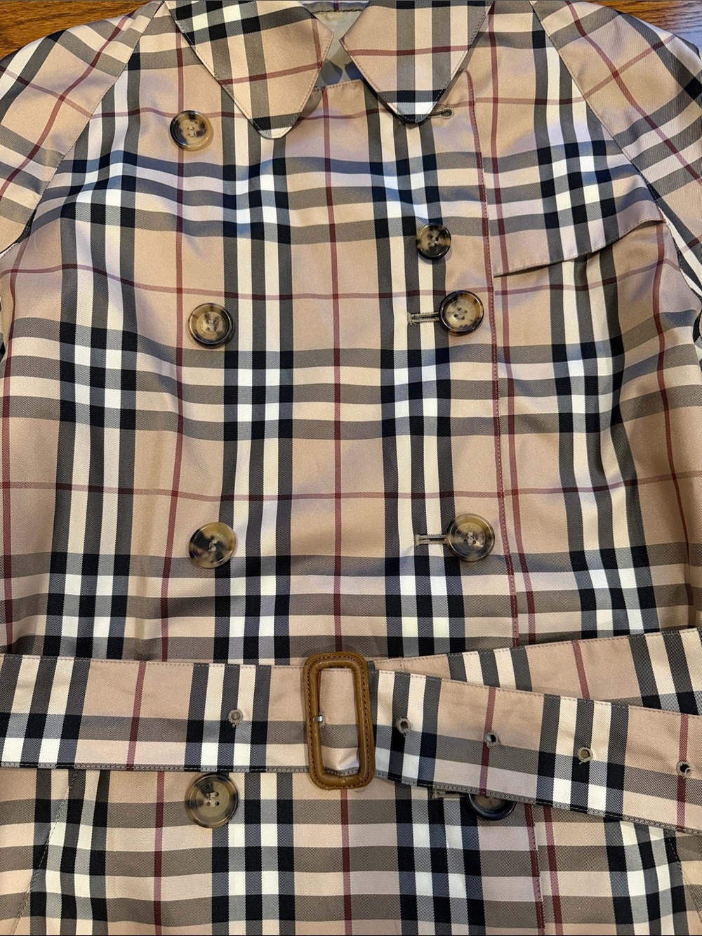 Burberry Beige Plaid Double-Breasted Trench Coat - Picture 3 of 15